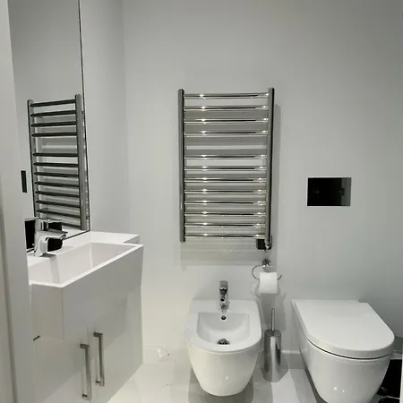 Apartman No Centro De *